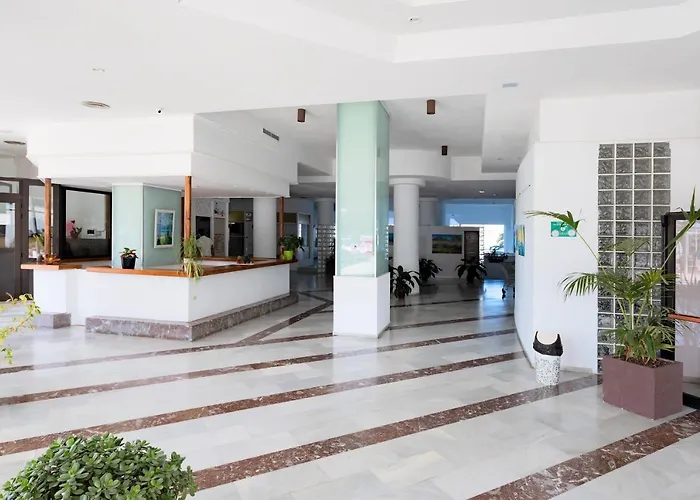 Sunrise In Paradise 아파트 아데제