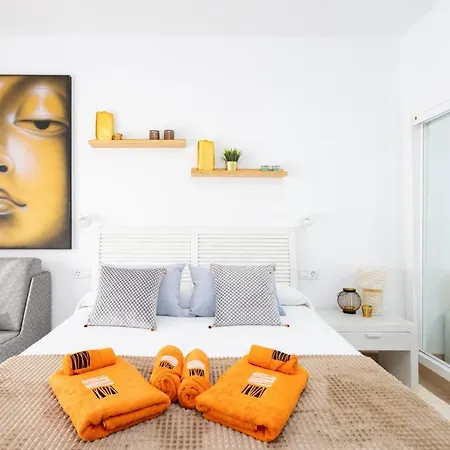 Апартаменты Sunrise In Paradise